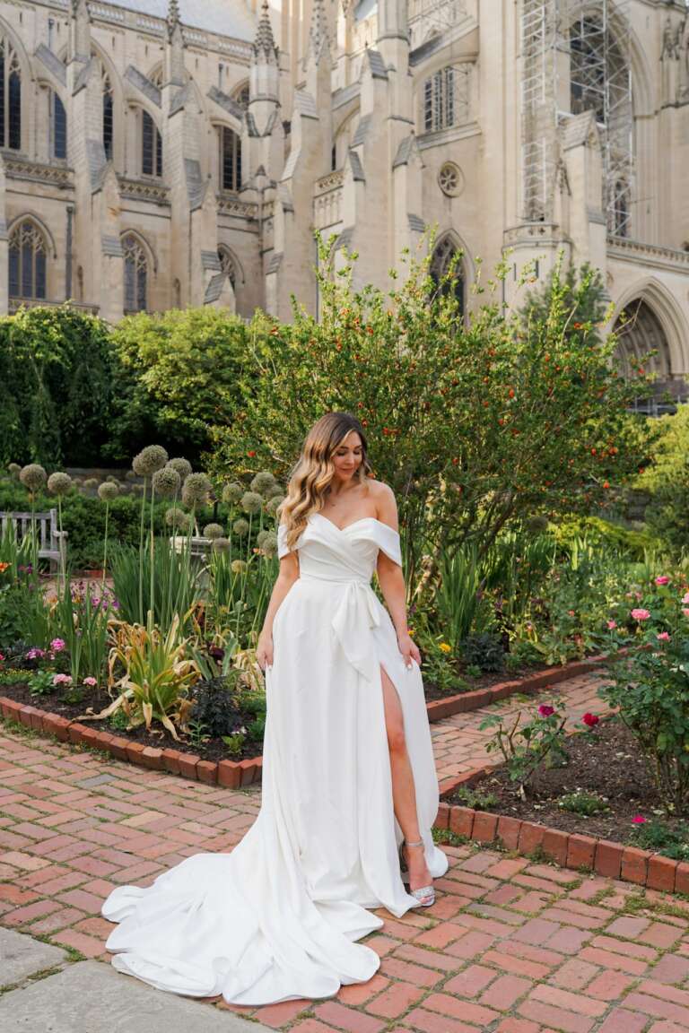 Siya wedding dress