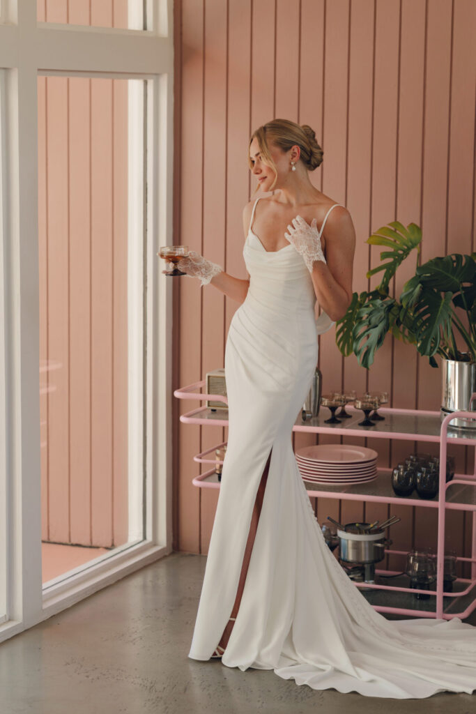 How to Choose the Perfect Wedding Accessories for Your Dress